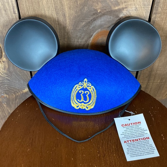 Disneyland Club 33 Mickey Ears Hat NWT - Picture 1 of 5